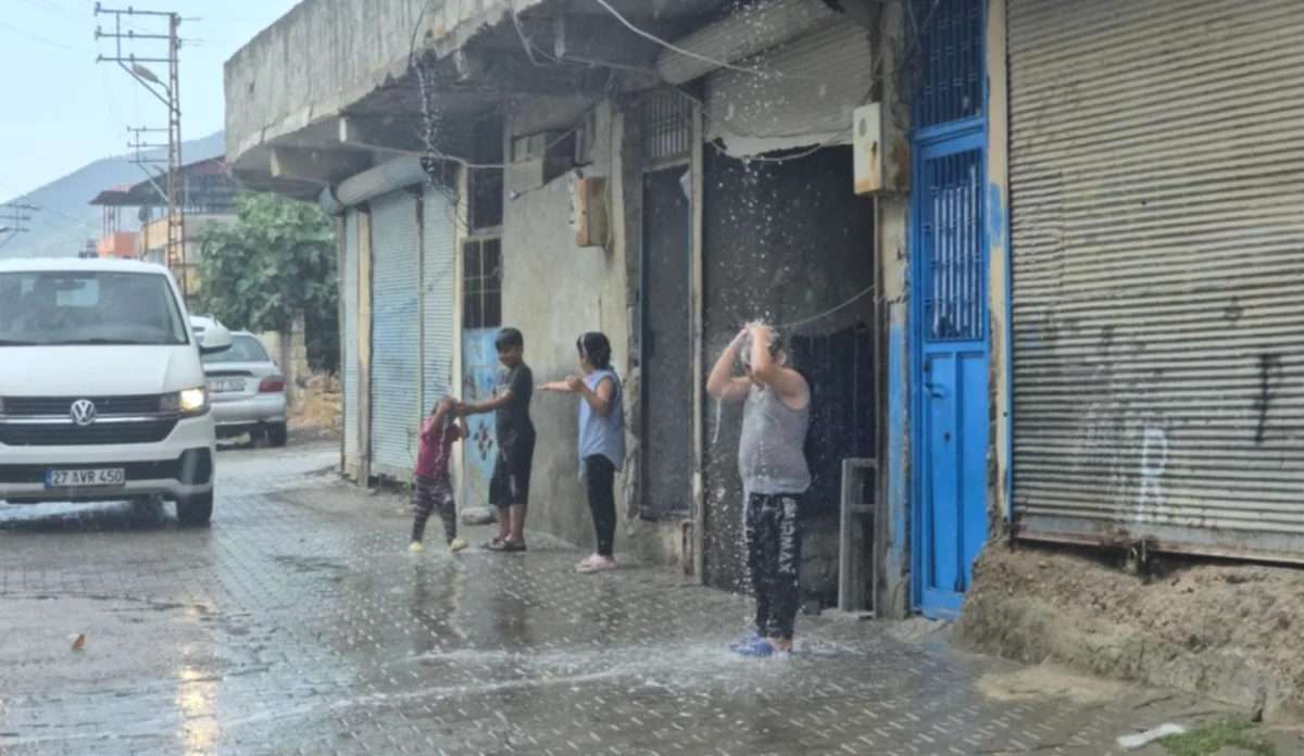 Gaziantep Yaz Yağmuru: Serin Bir Nefes
