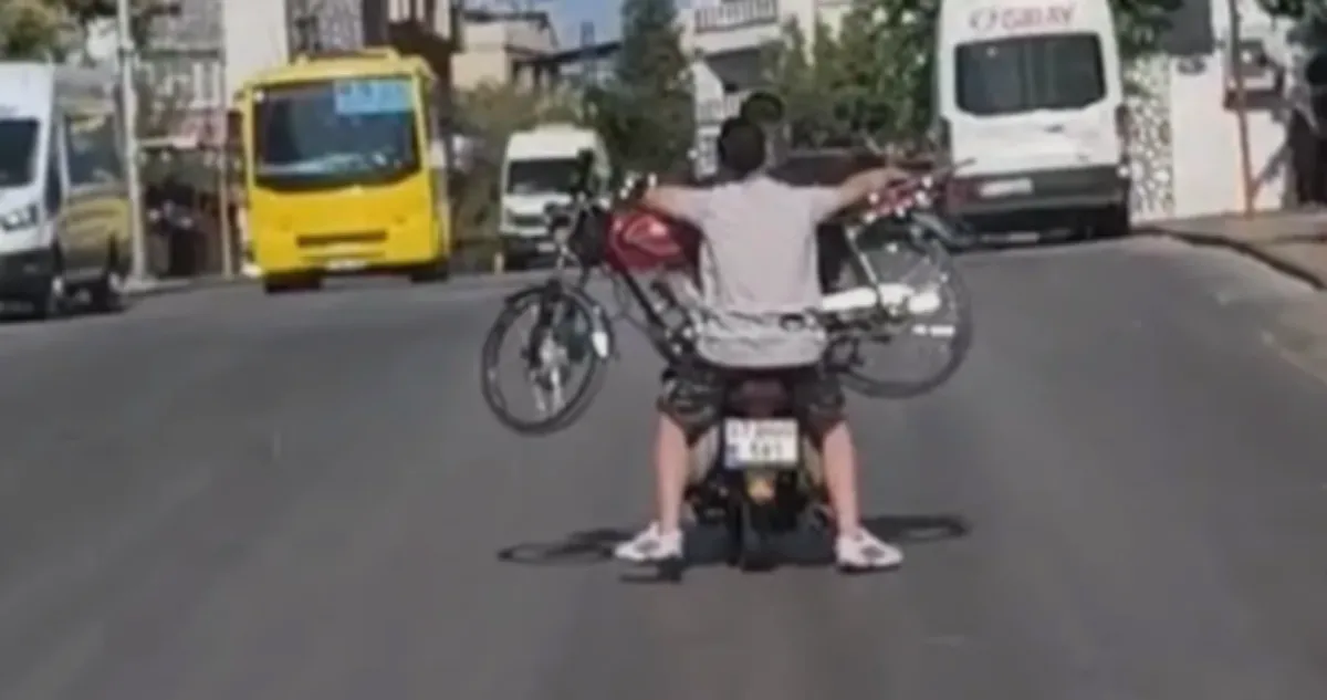 Gaziantep'te Akıl Almaz Taşıma: Motosiklet Üstünde Motosi...