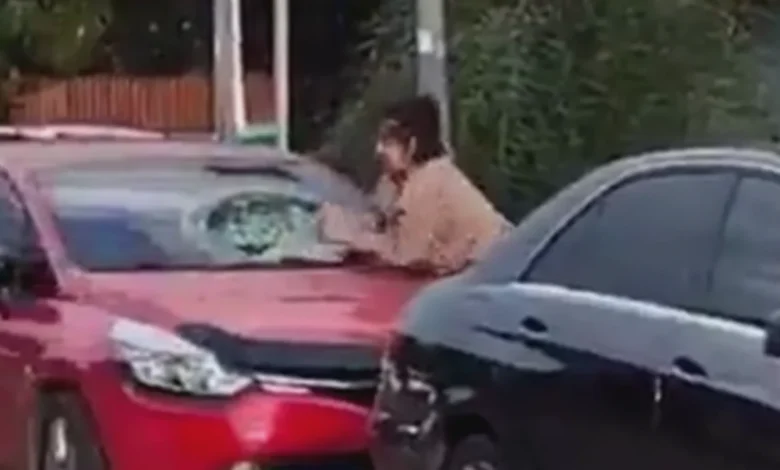 Araçlara Saldırı - Gaziantep'te Araçlara Saldırı: Panik Anları