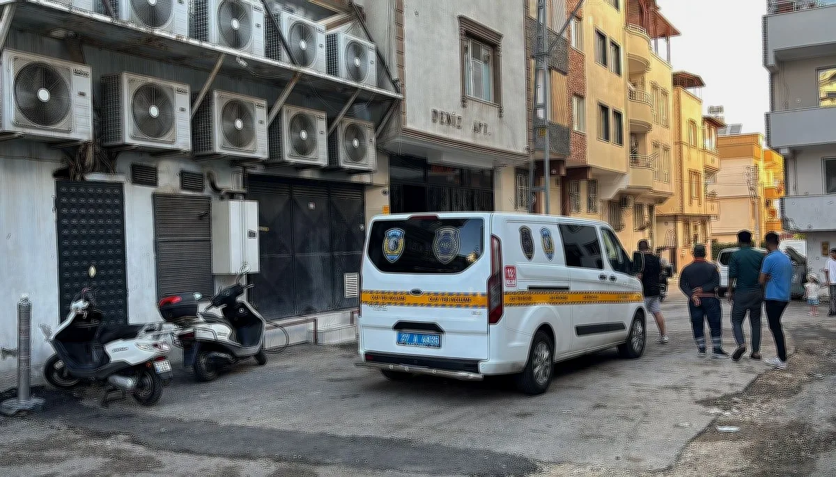 Gaziantep'te Ev Yangını: Çocuklar Alevlerle Savaşta