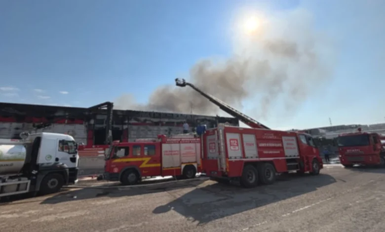 fabrika yangını - Gaziantep'te Fabrika Yangını: 2 Yaralı