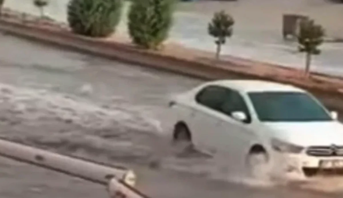 Gaziantep'te Sağanak Sürprizi