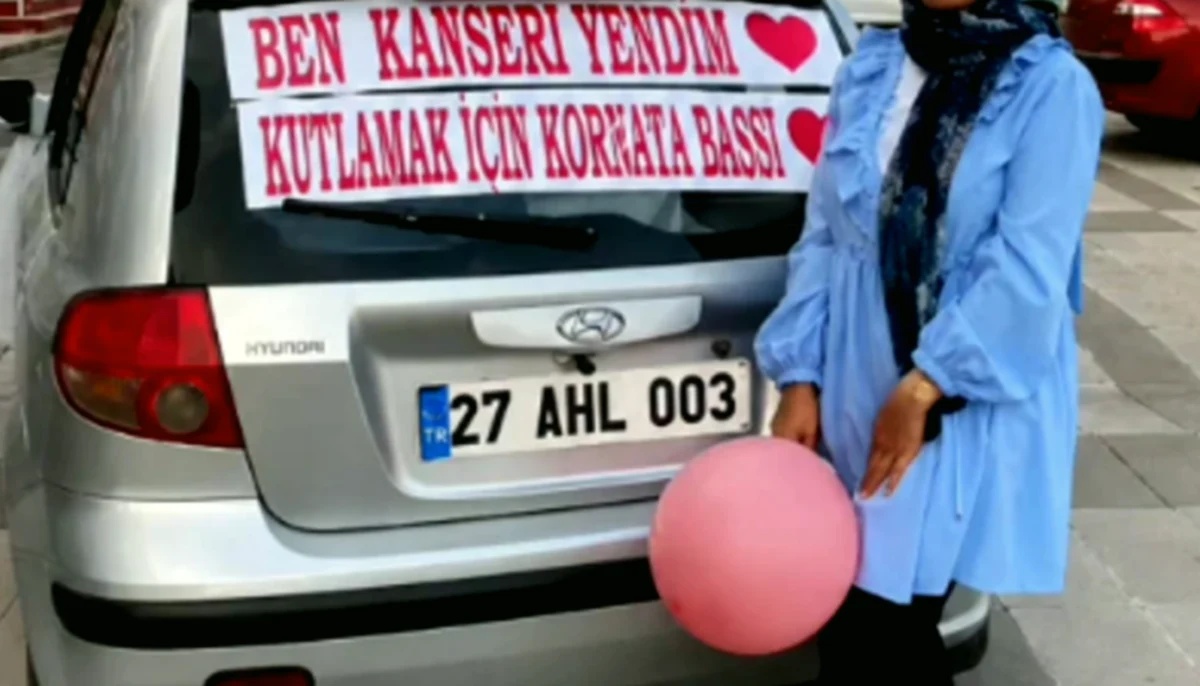 Kanseri Yenme Kutlaması: Kanseri Yenen Genç - Gaziantep K...