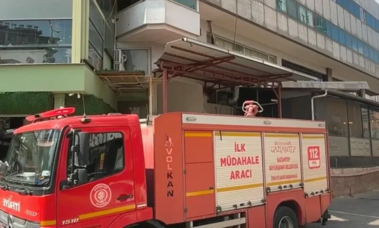 gaziantep lokanta yangını - Lokanta Bacanı Alevler Sardı: Gaziantep'te Nefes Kesen Mü...