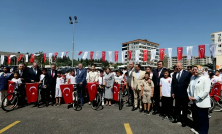 öğrencilere bisiklet hediyesi - Öğrencilere Bisiklet Hediyesi: Eğitimde Yeni Adım