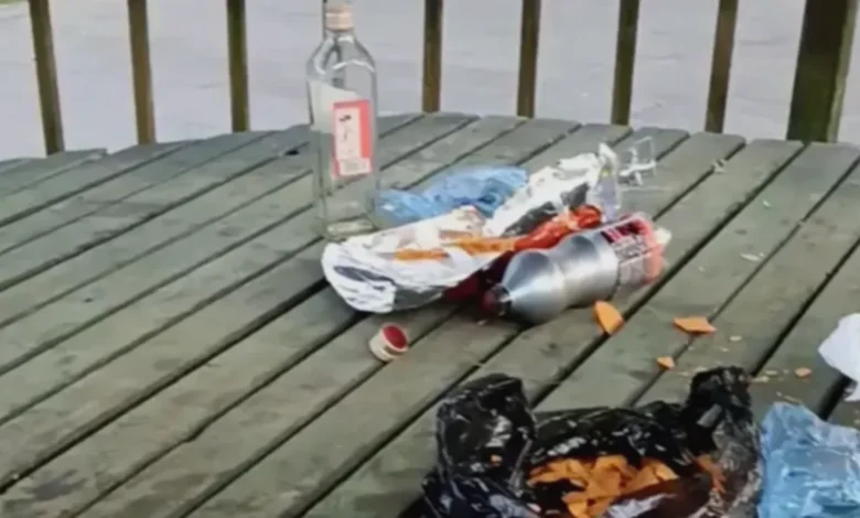 kabasakal parkı - Parklar Boş Kalıyor: Kabasakal'da Çöp ve Huzursuzluk