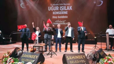 Uğur Işılak Gaziantep - Uğur Işılak Gaziantep'i Coşturdu