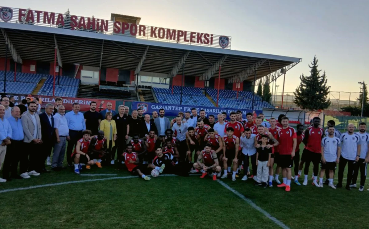 Gaziantep FK'ye Moral Ziyareti