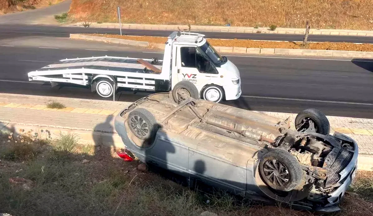 Gaziantep Trafik Kazası: İslahiye'de Ters Takla - Gaziant...