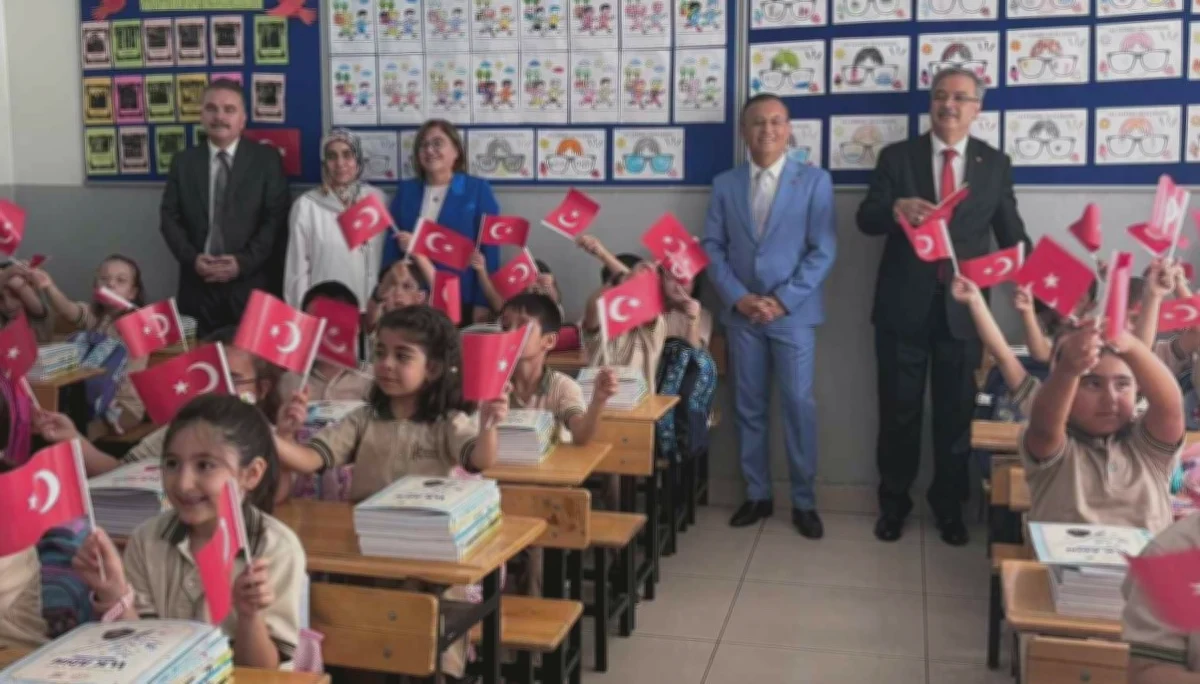 Gaziantep'te Eğitim Başladı: 680 Bin Öğrenci Okula Döndü