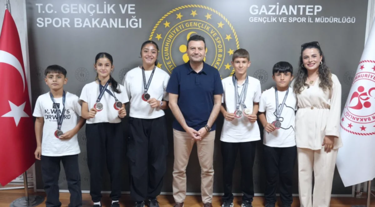 Gaziantep'ten Madalya Yağdı: Sporcular Şahin'i Ziyaret Etti