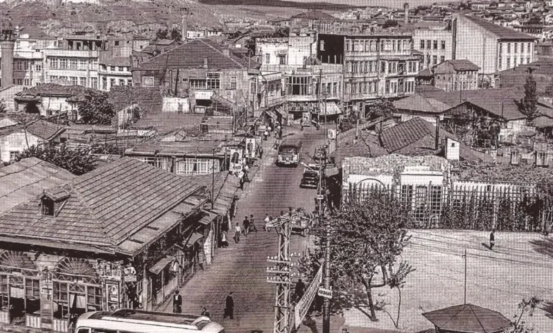 Maarif Bahçesi nostaljisi - Maarif'in Unutulmaz Bahçesi: Rakı ve Sazın Sesi