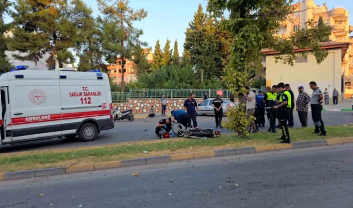 Nizip'te Genç Yaşam Son Buldu: Ağaca Çarpan Motosiklet