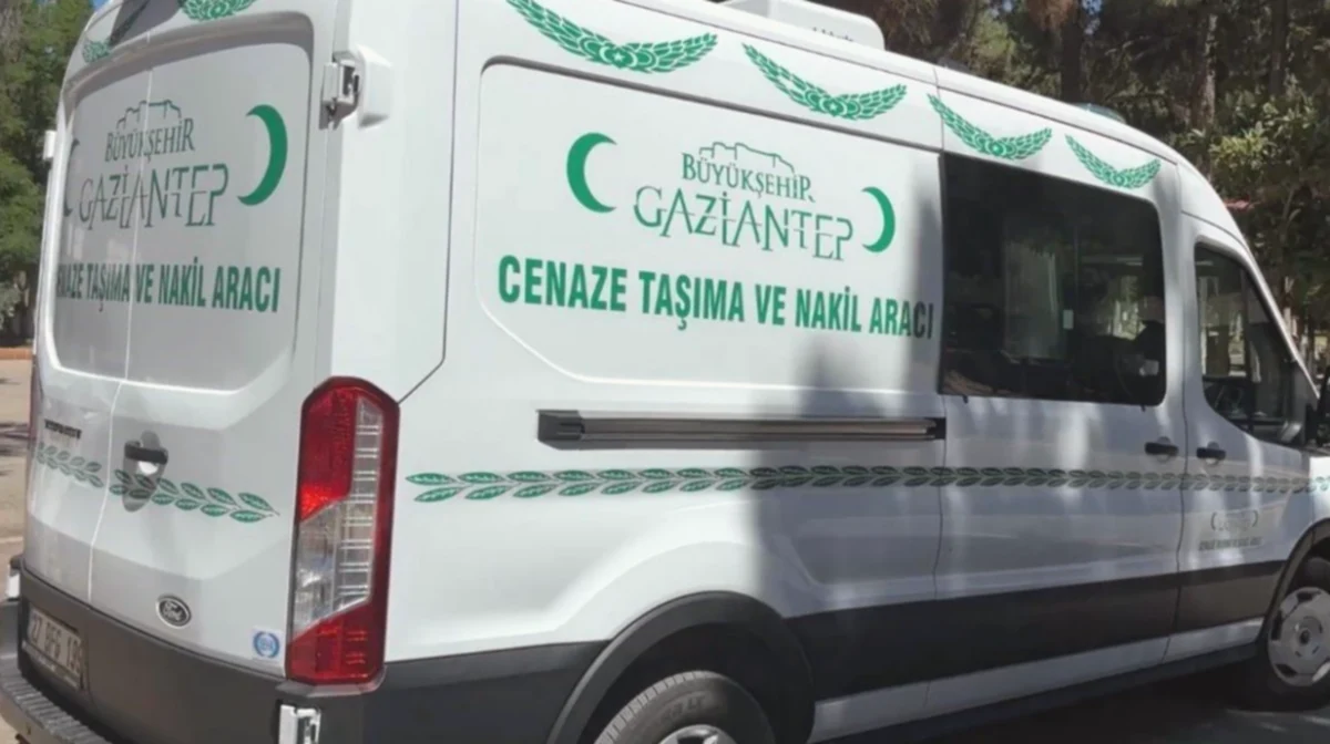 Parkta Kanlı Kavga: 17 Yaşında Bir Can Kaybı