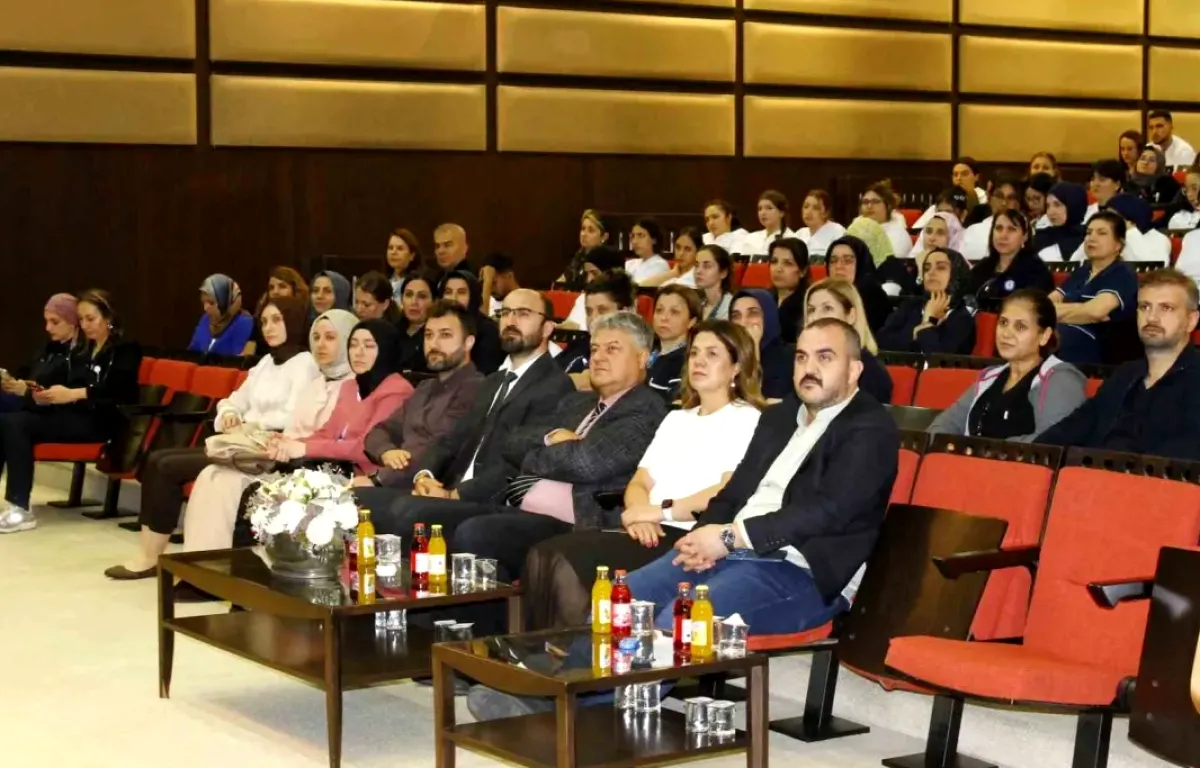 Anne Sütü: GAÜN'de Önemli Sempozyum