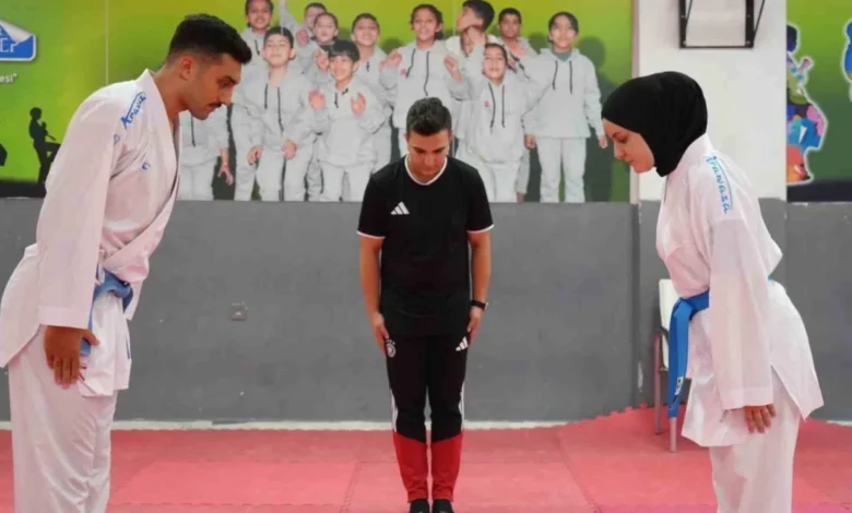 Eren Akkurt Dünya Şampiyonu - Eş Desteğiyle Karate Şampiyonu Akkurt: Gaziantep'ten Düny...