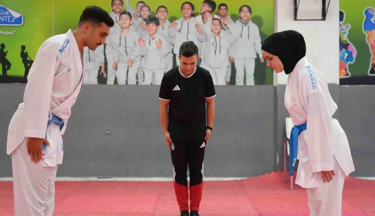 Eş Desteğiyle Karate Şampiyonu Akkurt: Gaziantep'ten Düny...