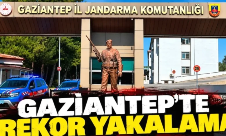 aranan şahıslar yakalandı - Gaziantep'te Aranan Şahıslar Yakalandı: Huzur Tamam