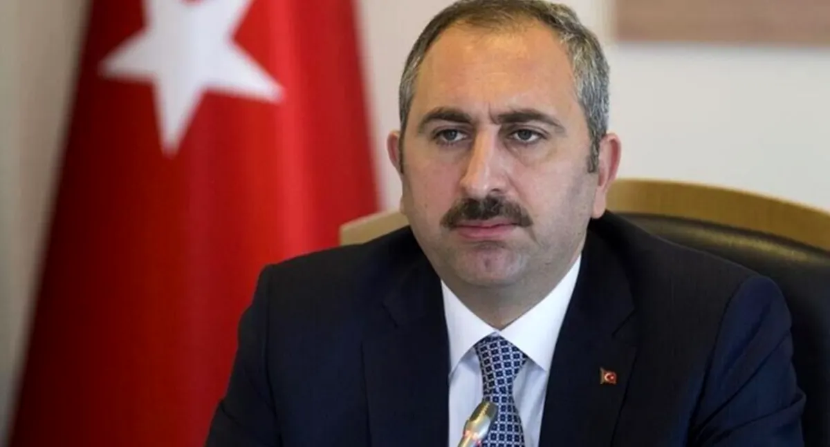 Gül'den Sert Tepki: Erdoğan'a Yönelik İthamlar Kabul Edil...