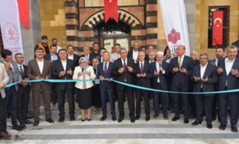 Tahtani Camii - Tahtani Camii Yeniden Açıldı: Tarihe Nefes